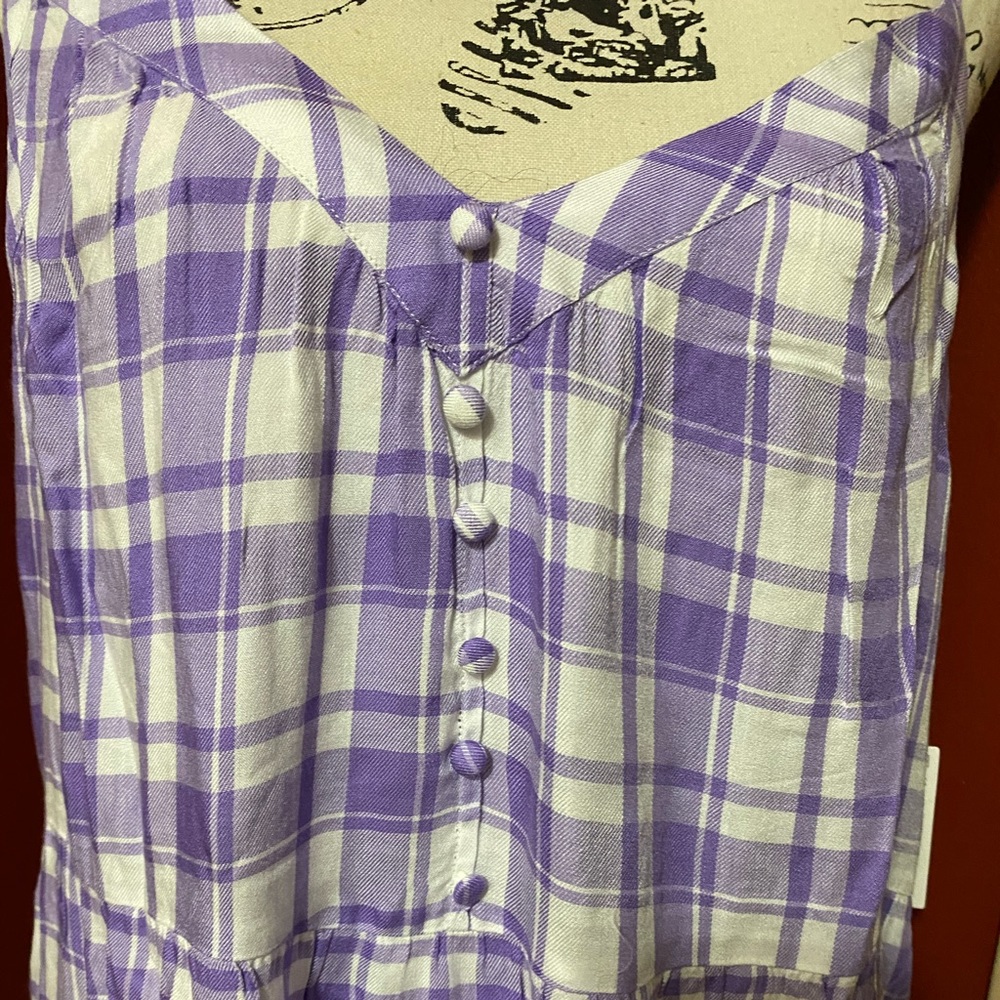 NWT PURPLE PLAID PRETTY DRESS SIZE LARGE